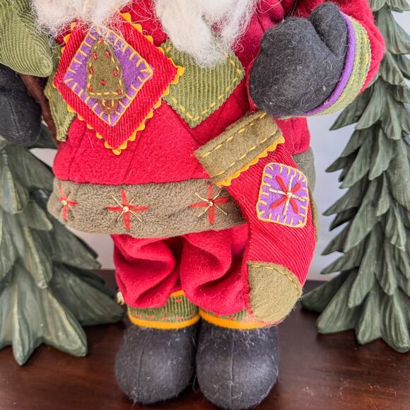 Traditional Cloth Santa Claus w/ Artsy Wool Blend Quilted Patchwork Style, 20" - Picture 4 of 11
